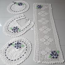 Passadeira avulsa em crochê + Jogo de banheiro em crochê bordado - Variedades Santos