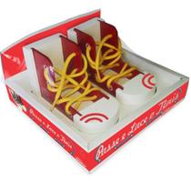 Passe e lace o tênis