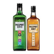 Passport Scotch 1L + Passport Honey 670Ml - Kit Whisky