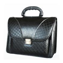 Pasta Executiva Tripla Ap Liso Preta Com Matelasse R1875 Pasta Executiva Tripla Ap Liso Preta Com Matelasse R1875