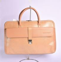 Pasta feminina de mao com fecho em couro legitimo Acccouro Pasta feminina de mao com fecho em couro legitimo Acccouro