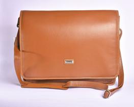 Pasta lisa Transversal em couro legitimo Acccouro Pasta lisa Transversal em couro legitimo Acccouro