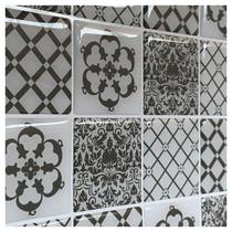 Pastilha Adesiva Resinada Decorada Coimbra - Kit com 4 Placas Adesivas 3M Pastilha Adesiva Resinada Decorada Coimbra - Kit com 4 Placas Adesivas 3M
