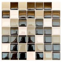 Pastilha Adesiva Resinada Preta, Branca e Cinza - Kit com 4 Placas Pastilha Adesiva Resinada Preta, Branca e Cinza - Kit com 4 Placas