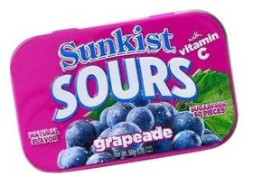 PASTILHAS Bala Sunkist Sours Grapeade Sabor Uva Lata 50g