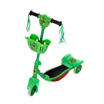 Patinete Para Crianças Scooter 3 Rodas Brinquedo Infantil De Led E Som Menino Verde Modelo Hulk Com Cestinha Art Brink