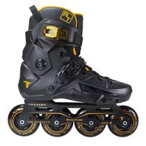 Patins Traxart Revolt Turbo Black Gold Inline Freestyle - 80mm ABEC-9 Cromo Patins Traxart Revolt Turbo Black Gold Inline Freestyle - 80mm ABEC-9 Cromo