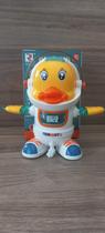 Pato astronauta brinquedo dançante emite luzes e som - hm toys