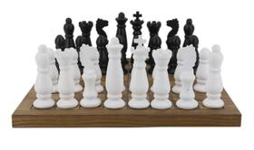 Peça Decorativa Jogo Xadrez em Madeira 46cm AA0008 BTC