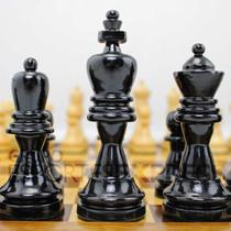 Peças de Xadrez em Madeira Nobre Chumbadas com Rei 12cm Cód. 833 Peças de Xadrez em Madeira Nobre Chumbadas com Rei 12cm Cód. 833