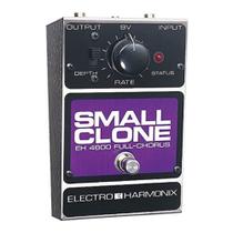 Pedal Chorus Analógico Electro-Harmonix Small Clone - Relançamento