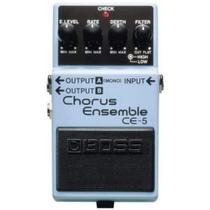 Pedal Chorus Estéreo BOSS CE-5 para Guitarra