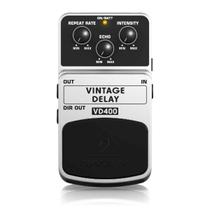 Pedal de efeito Behringer Vintage Delay VD400 cinza