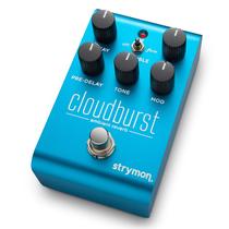 Pedal de guitarra Strymon Cloudburst Ambient Reverb com conjunto