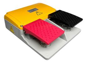 Pedal duplo de acionamento eletrico 16a 250vac xf85