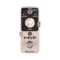 Pedal Flanger MOOER E-lady Analógico com Filtro e Oscilador Pedal Flanger MOOER E-lady Analógico com Filtro e Oscilador