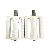 Pedal Mirim 1/2 C/refl S/esf Branco Pedal Mirim 1/2 C/refl S/esf Branco