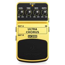 Pedal P/Guitarra Behringer UC200
