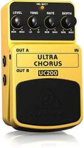 Pedal para guitarra behringer ultra chorus uc200