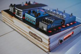 Pedalboard Hands Linha Supreme 70X30