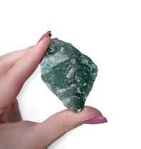 Pedra de Quartzo Verde Bruta Unitária Cristal Natural G - Mandala de Luz