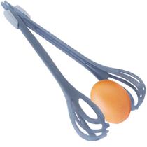 Pegador e Batedor 2 Em 1 Em Nylon Com Trava Pinça Fouet de 29cm