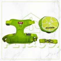 Peitoral e Guia com Mochila Impermeável Coleira para Cachorros M e G