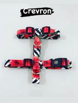 Peitoral h + guia (chevron) - tamanho p Peitoral h + guia (chevron) - tamanho p