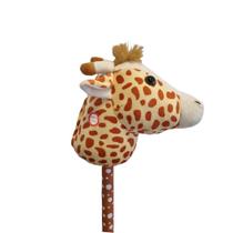 Pelúcia Girafa Com Som 66cm Galopa Pets Cavalo De Pau Toyng