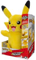 Pelúcia Original Pokémon Pikachu Luxo com som e luz 35 cm