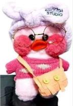 Pelúcia Pato do Tik Tok Branco-Podendo Variar A Cor Da Roupa - Soberana Brinquedos