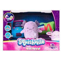 Pelúcia Squishmallows Com Mini Figura Sunny - 3432