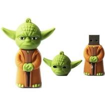 Pen Drive Mestre Yoda Star Wars 8GB - Flash Drive USB Formato Personagem Jedi Pen Drive Mestre Yoda Star Wars 8GB - Flash Drive USB Formato Personagem Jedi