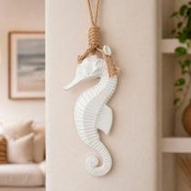 Pendente de Decoração Cavalo Marinho em MDF 45cm para Ambiente Praiano Branco Pendente de Decoração Cavalo Marinho em MDF 45cm para Ambiente Praiano Branco
