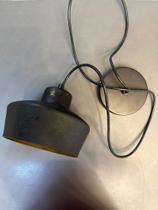 Pendente decorativo vidro trabalhado preto com dourado 1E27 bivolt - Mundial