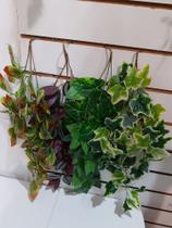 Pendentes verdes sortidos