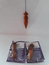 Pêndulo de madeira com chumbo