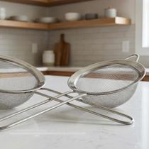 Peneira Inox 10cm Manual Com Suporte de Apoio Premium - Quality House