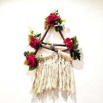 Pentagrama Vênus Rosa Vermelha - Macramê