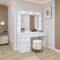 Penteadeira Camarim com Espelho e Lampada 5 Gavetas 100% MDF Anne Branco/Acetinado Penteadeira Camarim com Espelho e Lampada 5 Gavetas 100% MDF Anne Branco/Acetinado