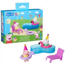 Peppa Pig Festa na Piscina Playset F9511 Colorido Hasbro com 2 Mini Bonecas e Acessórios