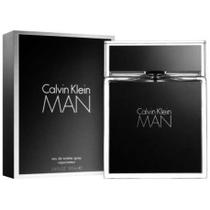 Perfume C k Man Eau de Toilette 100ml Masculino + 1 Amostra de Fragrância