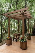 Pergolado 250CMX300CM em Madeira Ecológica Marrom/Ipê Pergolado 250CMX300CM em Madeira Ecológica Marrom/Ipê