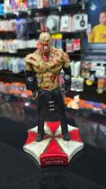 Personagem Boneco Nemesis- Resident Evil em Resina-Action figure- Banca do Alex