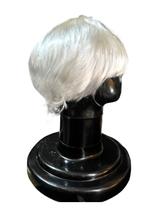 Peruca de cabelo sintetica Branca curta unissex c/ touca