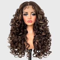 Peruca frontal de renda sintética SOKU Long Curly de 22 polegadas para mulheres negras Peruca frontal de renda sintética SOKU Long Curly de 22 polegadas para mulheres negras