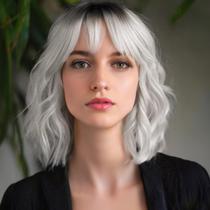 Peruca MINLEE Silver Grey Sintética 35 cm Short Bob com franja Peruca MINLEE Silver Grey Sintética 35 cm Short Bob com franja