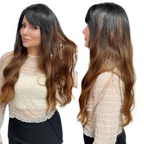 Peruca super natural ondulada com franja orgânica + wig cap