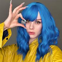 Peruca WERD azul curta ondulada com franja para mulheres de fibra sintética