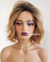 Peruca wig trad. loira a obreada long bob repicada ondulada Peruca wig trad. loira a obreada long bob repicada ondulada